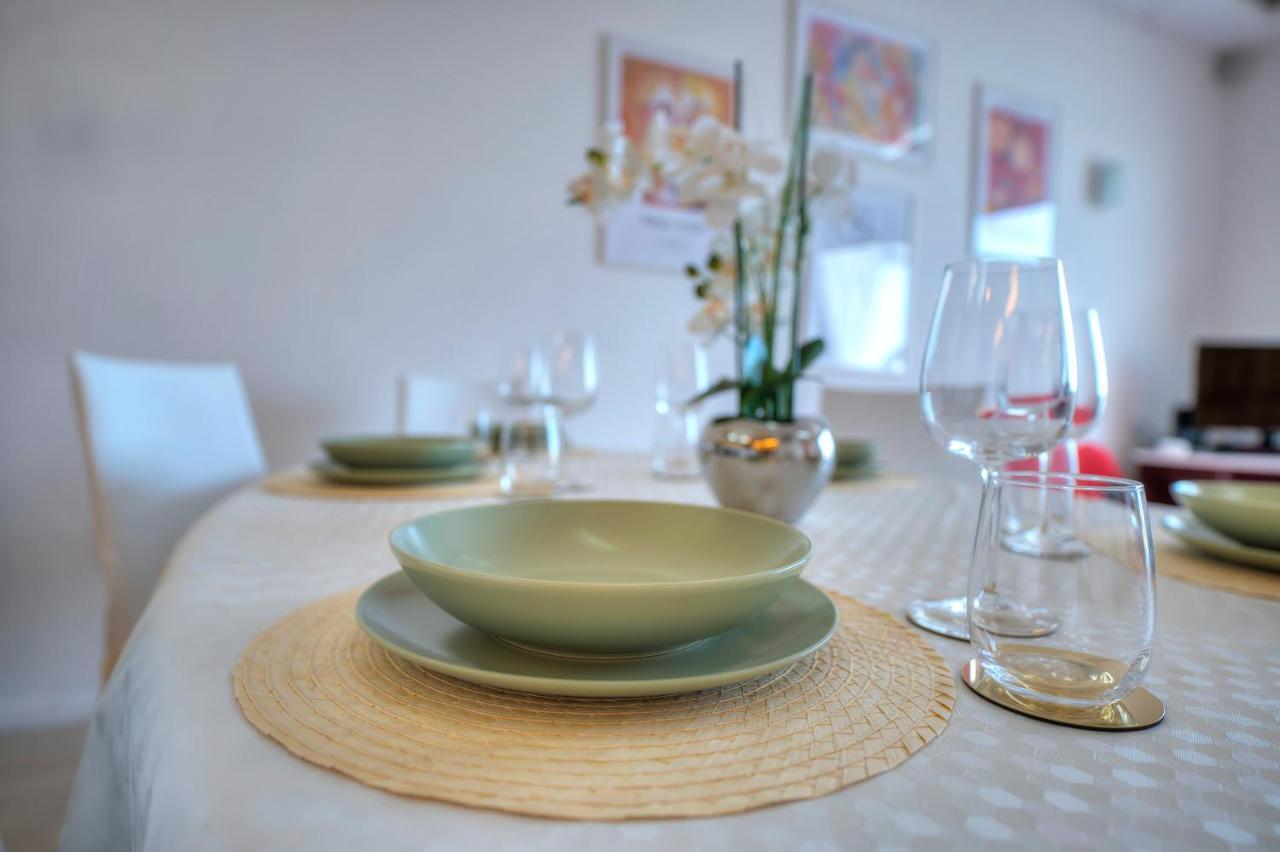 Bright And Spacious 3 Bedroom Apartment With Breathtaking Views - Goslm-5 Sliema Extérieur photo