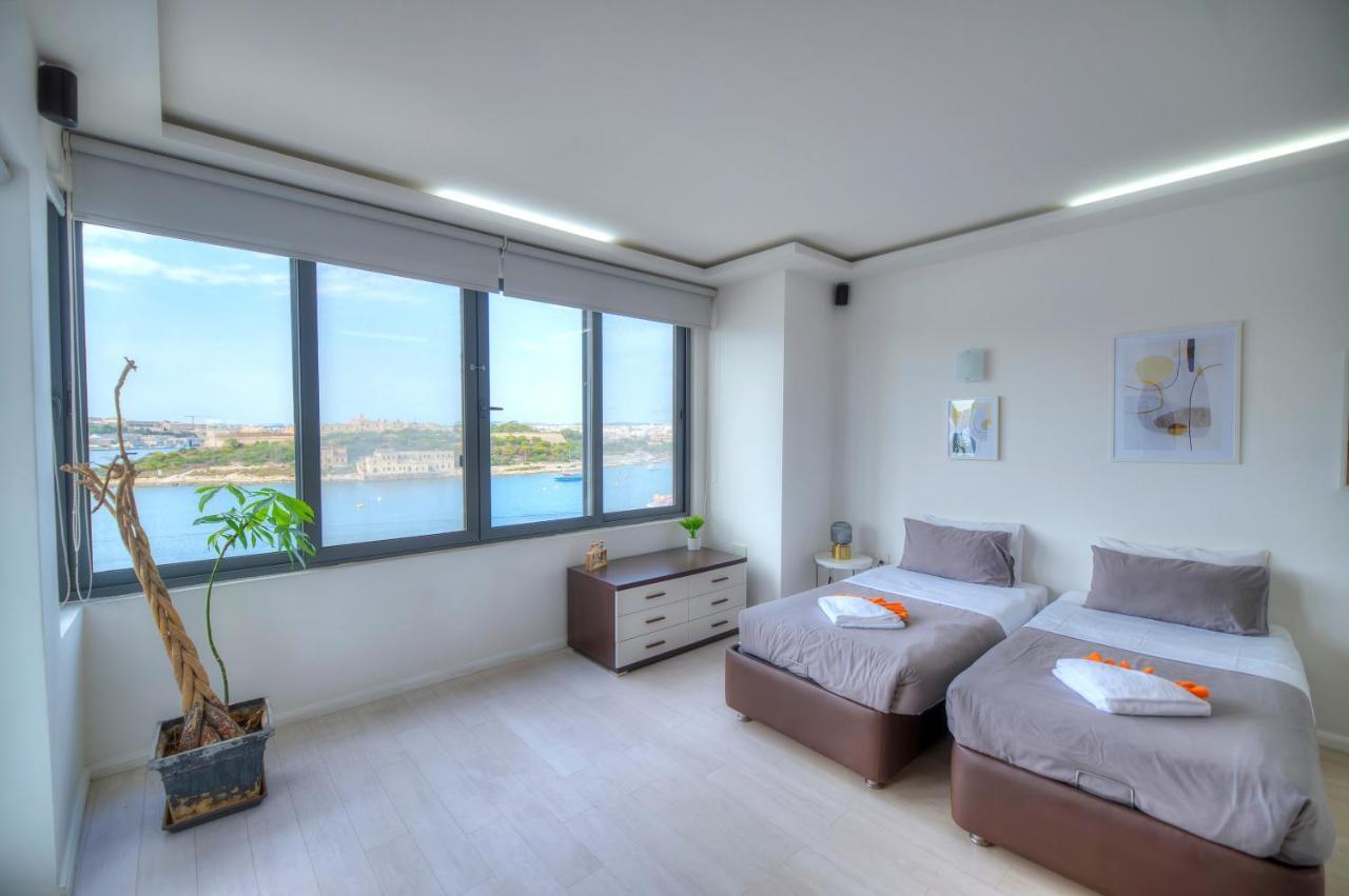 Bright And Spacious 3 Bedroom Apartment With Breathtaking Views - Goslm-5 Sliema Extérieur photo